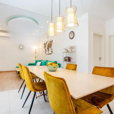 펜션 House Amaris, 20m From Sea With Parking, 6 Pax 두기라트