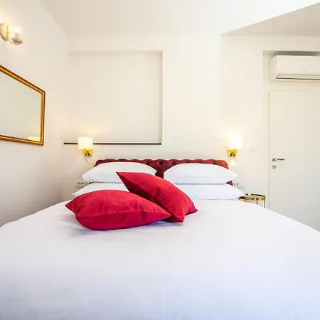 펜션 House Amaris, 20m From Sea With Parking, 6 Pax 두기라트