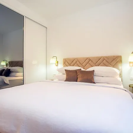 펜션 House Amaris, 20m From Sea With Parking, 6 Pax *